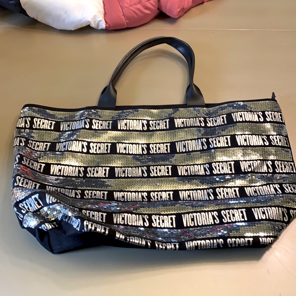 Victoria Secret BAG!